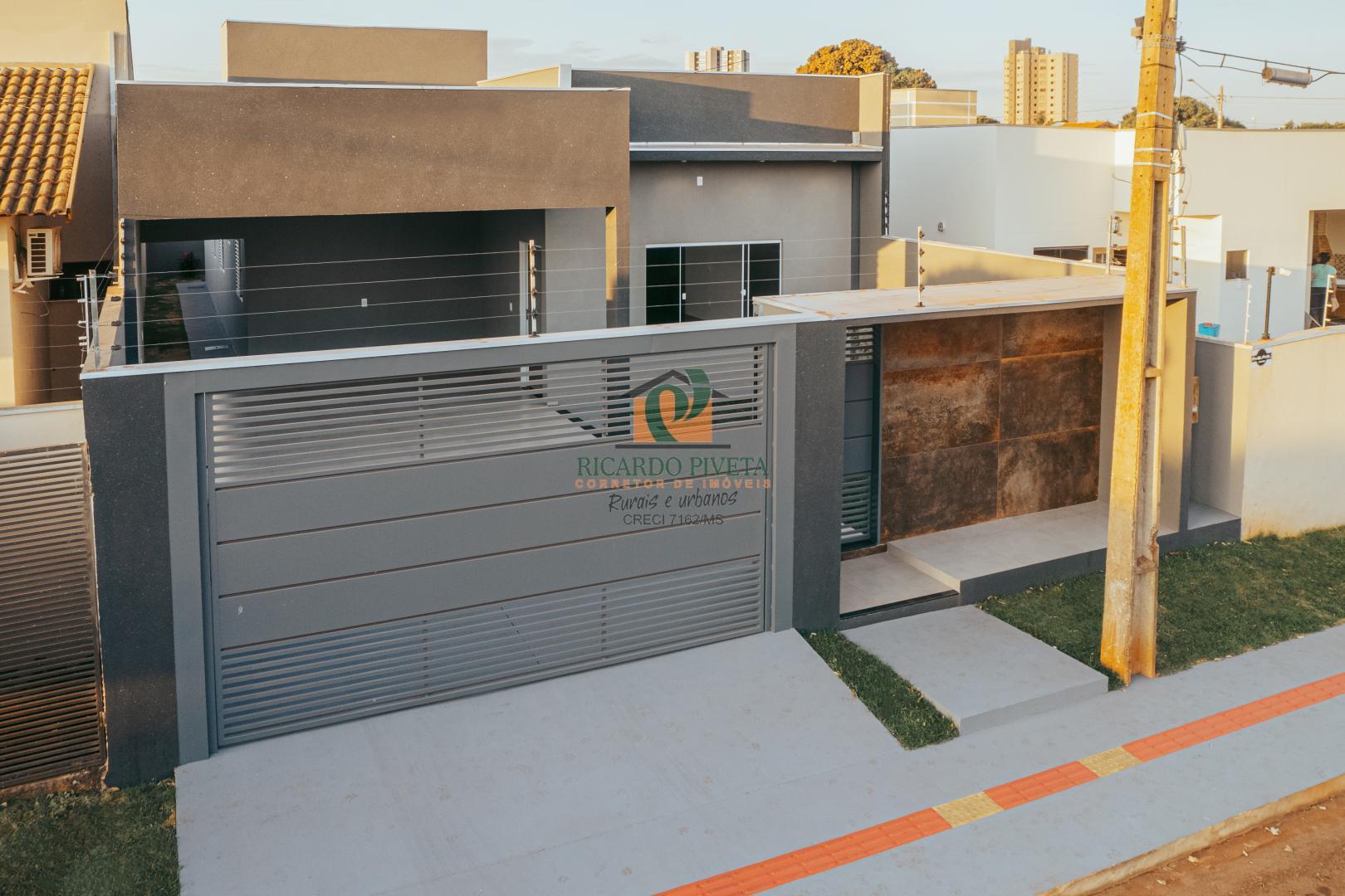 Casa à venda com 2 quartos, 149m² - Foto 1