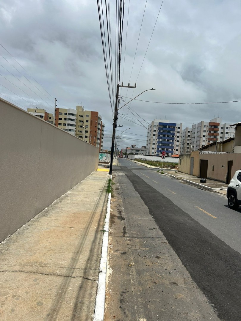 Linda Casa no Bairro Coroa do Meio