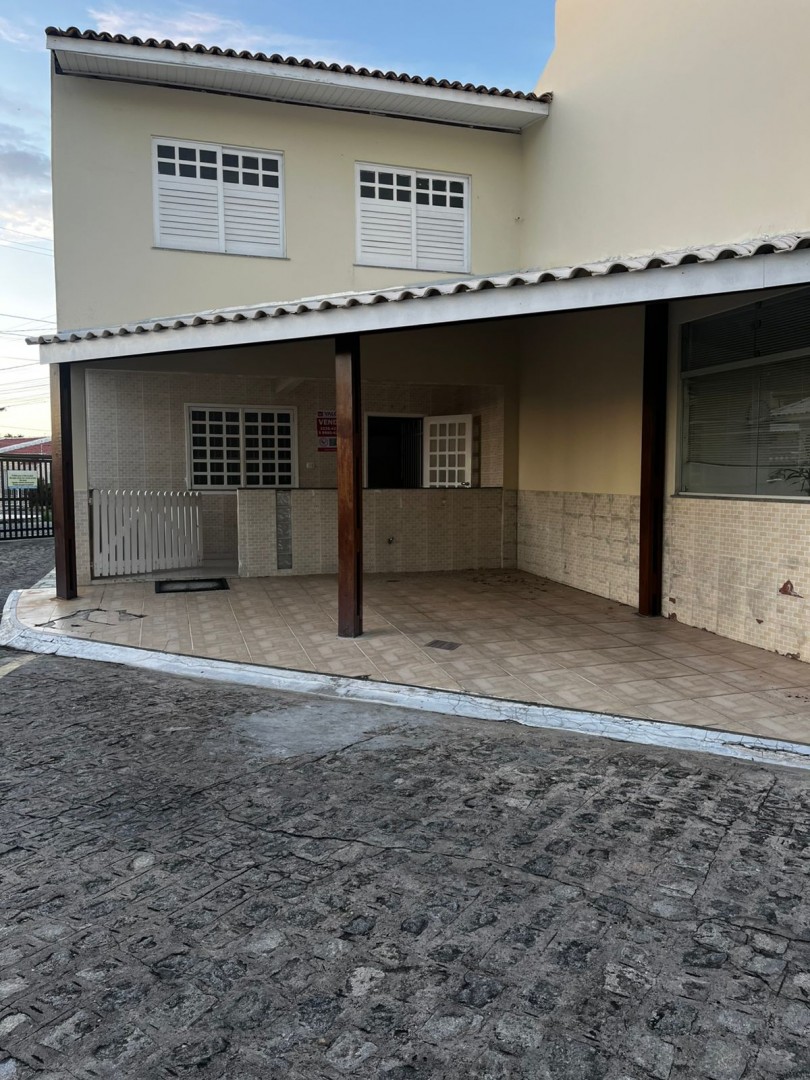 Excelente Casa no Condomínio Porto Fellicce