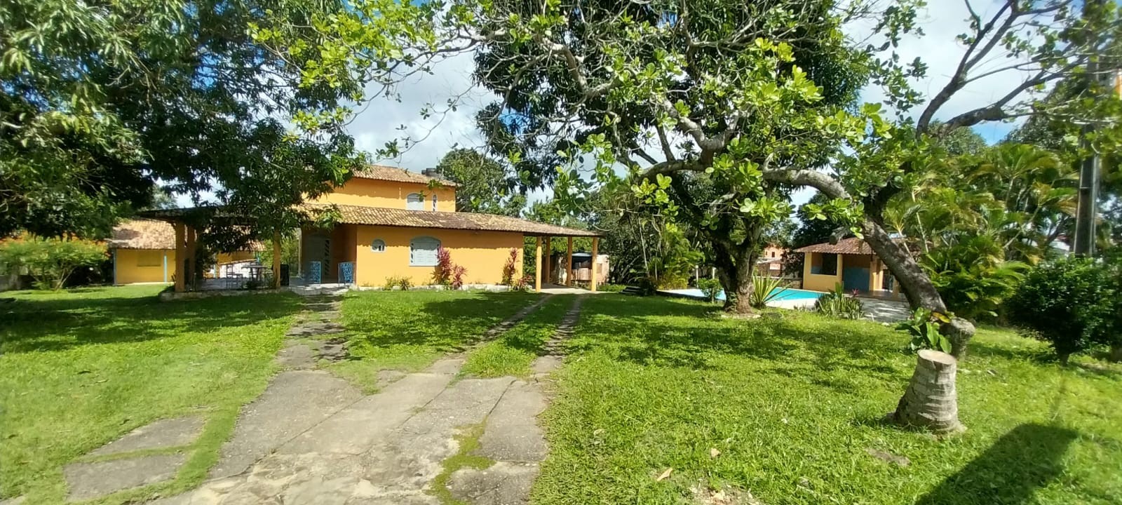 Excelente Casa com Chacará no Parque dos Faróis