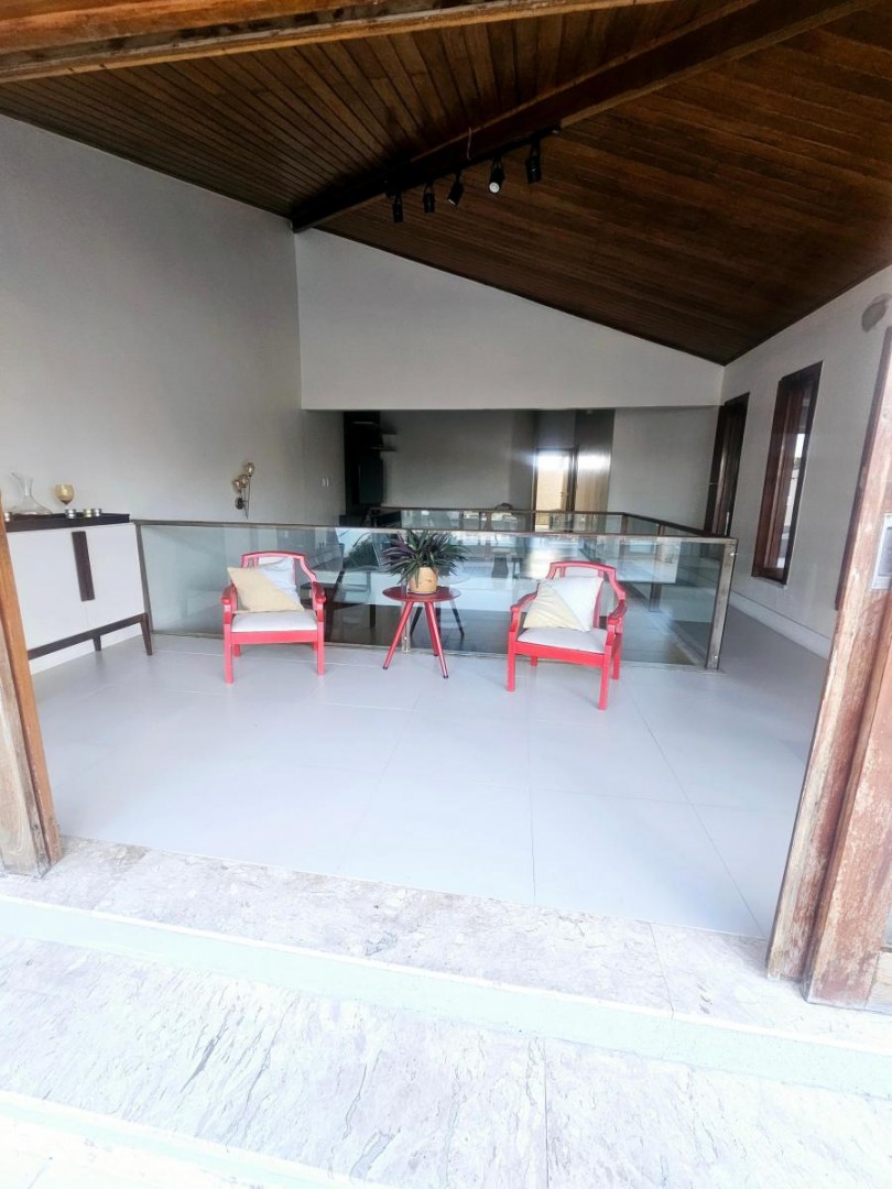 Excelente Casa na Farolândia