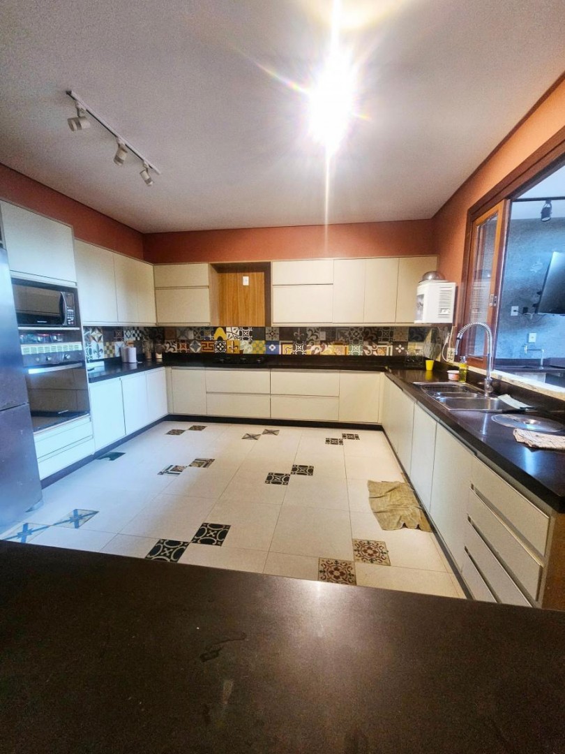 Excelente Casa na Farolândia