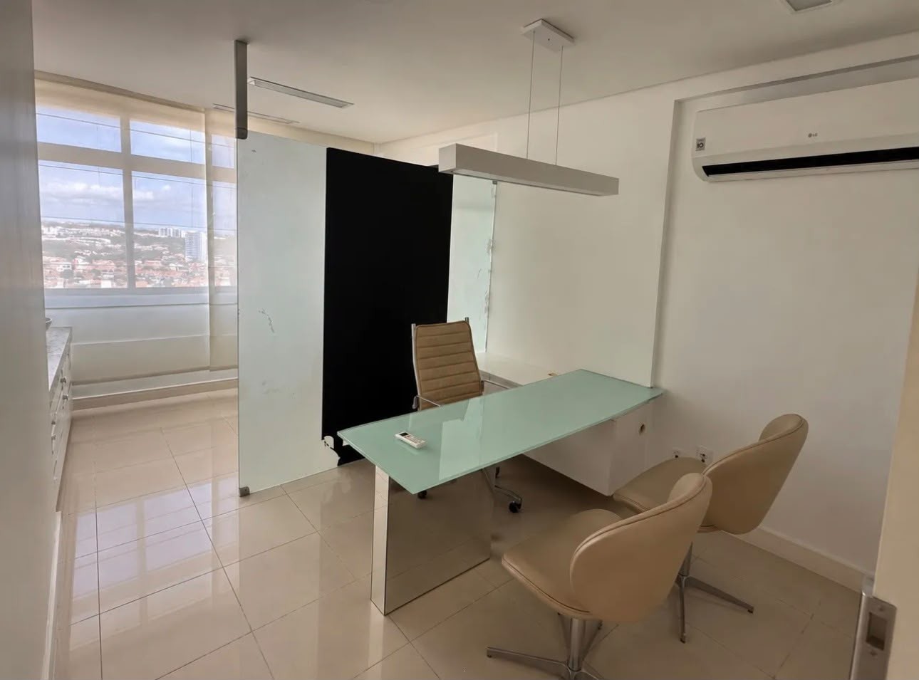 Excelente sala comercial no Jardins